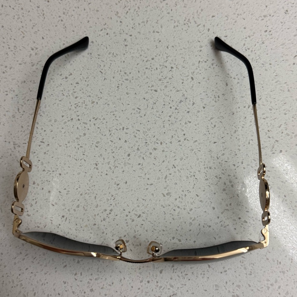 Authentic VERSACE VE2248 Medusa Gold Sunglasses w/ Hard Case NWOT - Picture 10 of 11